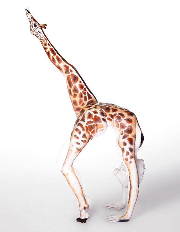 Beautiful works of body art which are painted to give the illusion of things in nature and the world, Emma Fay, Giraffe