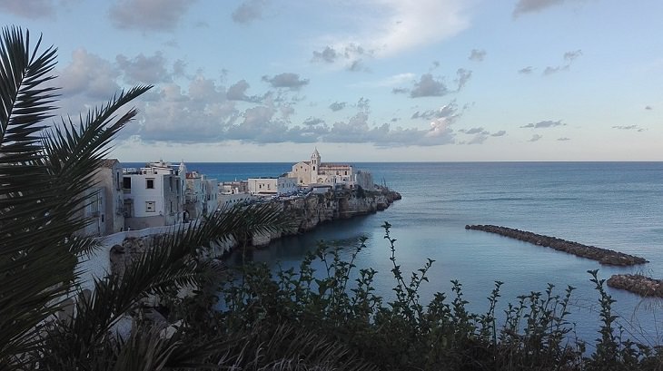 Beautiful monuments, cathedrals, beaches and other sights found in the hidden tourist haven of Vieste, a town and comune in southeast Italy, A panoramic view of the coast of Vieste