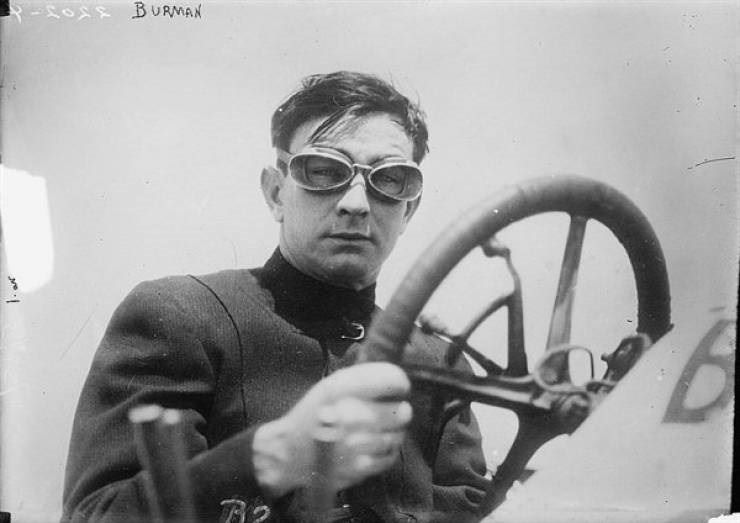 Historic photographs, American Race car driver Bob Burman in 1910