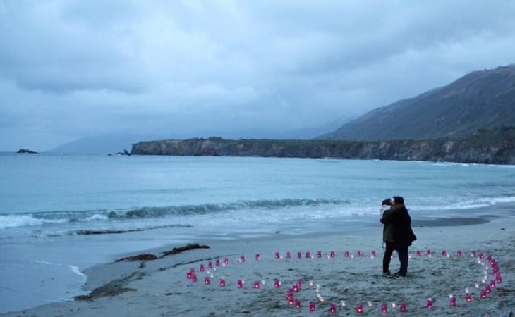 Beautiful and romantic wedding proposals made around the world