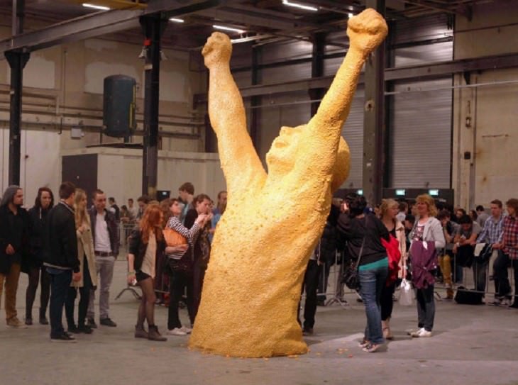 Unique and unconventional statues, sculptures and art installments made from a variety of different materials, Chewing Gum Statue, created by 3000 students from the Dutch art colleges of Eindhovense and SintLucas