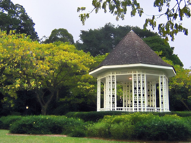 The many beautiful flowers, sights, attractions and exhibits in the natural oasis Singapore Botanic Garden, Bandstand, the gazebo at the botanic garden in which music was played in the 1930’s
