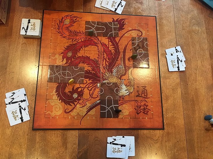 Fun lesser known board games to play with the family, Tsuro