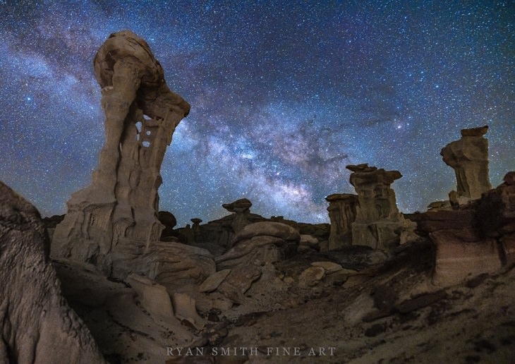 Best and colorful photographs of the Milky Way taken from different locations around the world, provided by Capture the Atlas editor Dan Zafra, “Heavenly Throne” by Ryan Smith, taken in Southwest USA