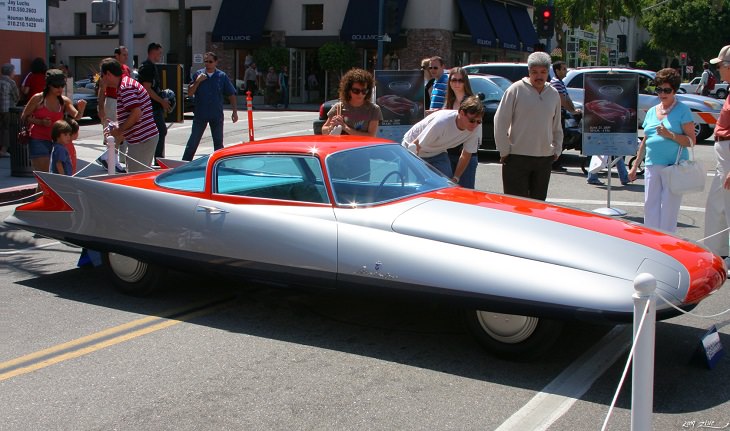 Unique, strange, bizarre and weirdly designed cars from major car companies throughout history, 1955 Chrysler Streamline X