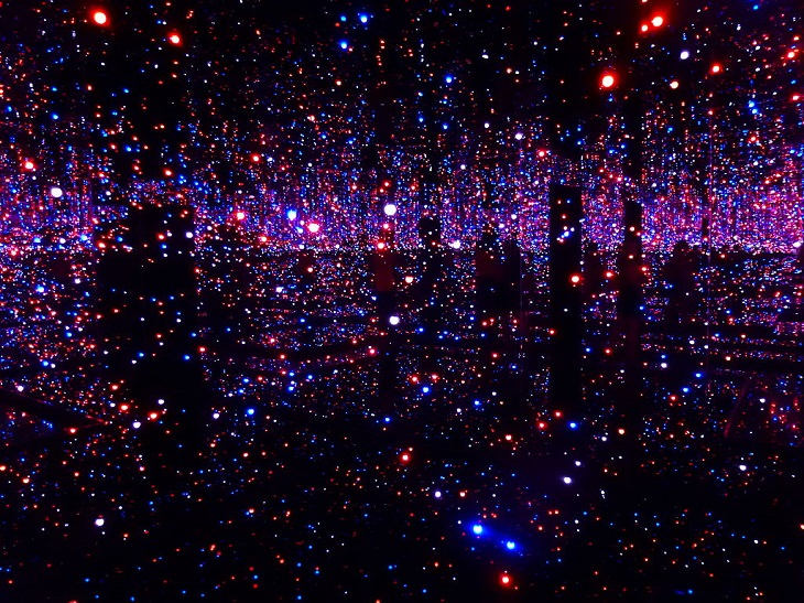Paintings, artwork, installations and exhibitions created by Yayoi Kasuma, 91 year old Japanese Abstract Impressionist Artist, Infinity Room, 1965