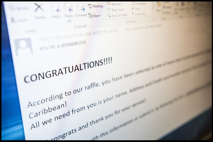 Quick tips for identifying and avoiding phishing emails grammar
