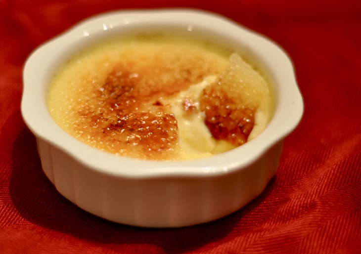 Recipes for delicious, simple and easy sugarless, sugar-free desserts, Keto Creme Brulee