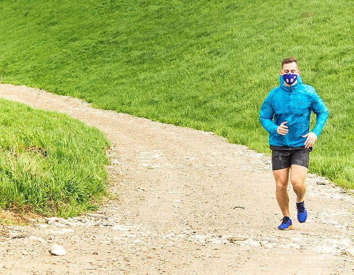 Doctors do experiments to show masks are safe, do not affect breathing, oxygen levels or heart rates, including running 35k (22 miles) marathon with a mask on