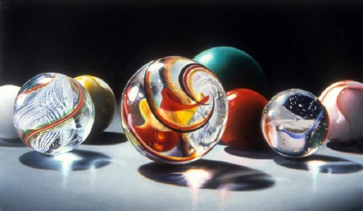 Hyper realistic paintings by 20th century photorealist and American artist Charles Bell, Marbles I, 1980