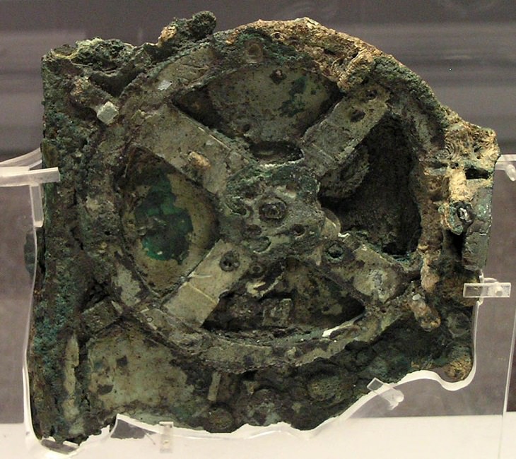 History of computing devices, Antikythera mechanism