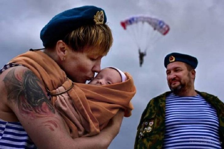 Hilarious photographs of strange and bizarre things that can happen only in Russia