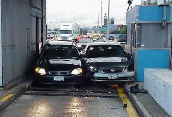 Hilarious parking and driving fails