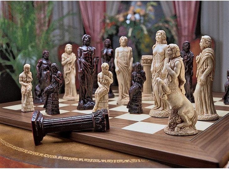 Unique and creative chess sets, Gods of Greek Mythology Chess Set