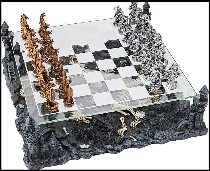 Unique and creative chess sets, Dragon Chess Set