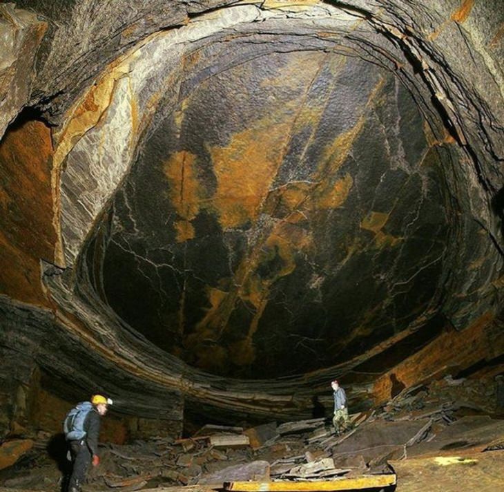 Photographs that show the size of objects and animals by comparison, The gargantuan Dragon’s Eye Stone Mine in the UK