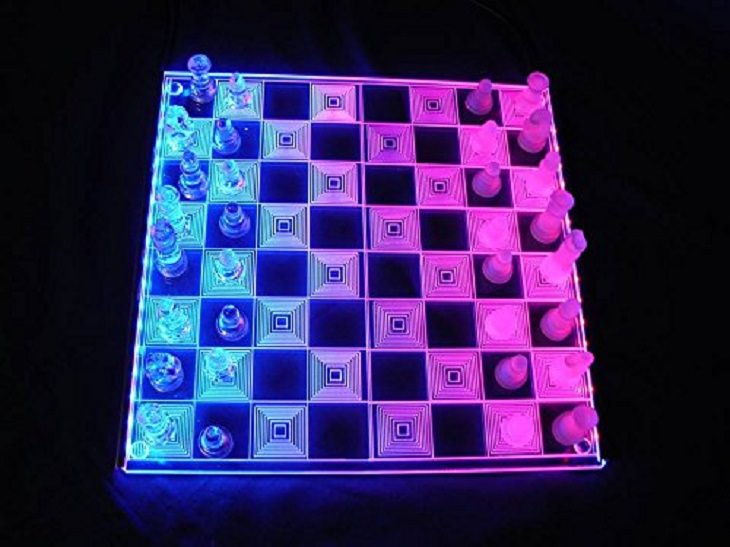 Unique and creative chess sets, Photon LED Chess Set