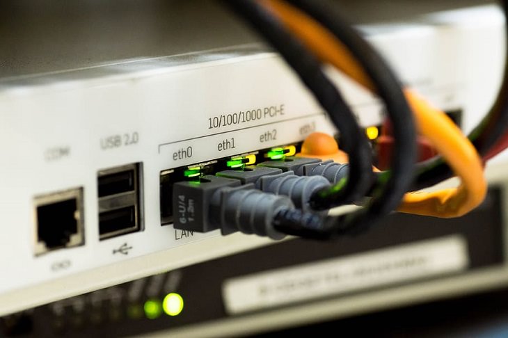 Different types of computer networks used for internet, connectivity and data-sharing over specified areas, Local Area Network (LAN)