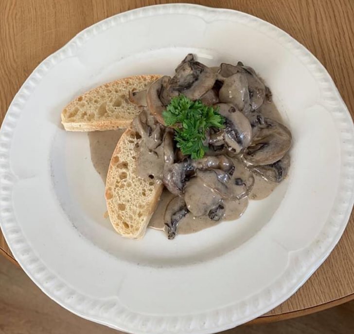 Delicious and healthy dishes made by Chef Kevin for nursing home, retirement home, care facility in Perthshire, Scotland, Creamy mushrooms on homemade ciabatta