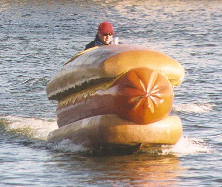 Unique and bizarre designs for boats, watercrafts, ships, yachts and other water vehicles, Hot Dog Boat