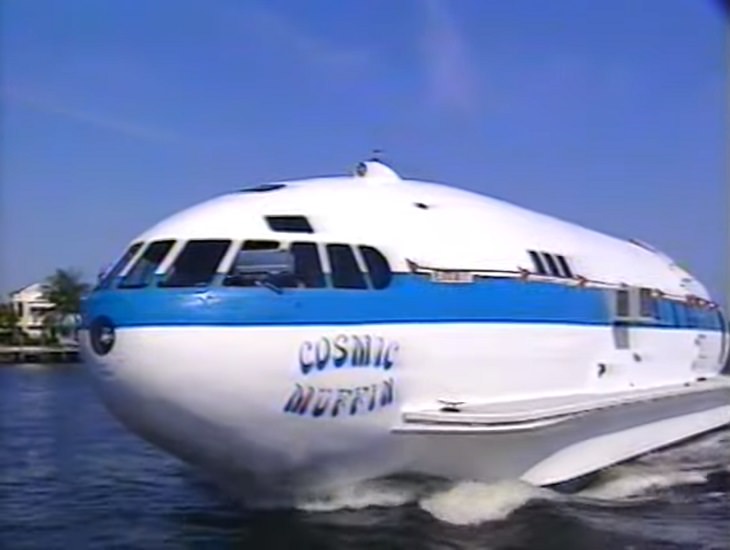 Unique and bizarre designs for boats, watercrafts, ships, yachts and other water vehicles, The Cosmic Muffin