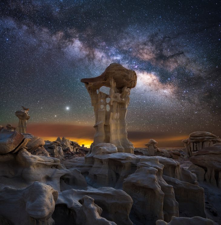 Fotografías nocturnas de Marcin Zajac cuenca de San Juan, en el desierto de Ah-Shi-Sle-Pah