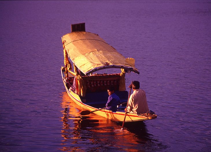 Lesser known types of boats with unusual names, Shikara