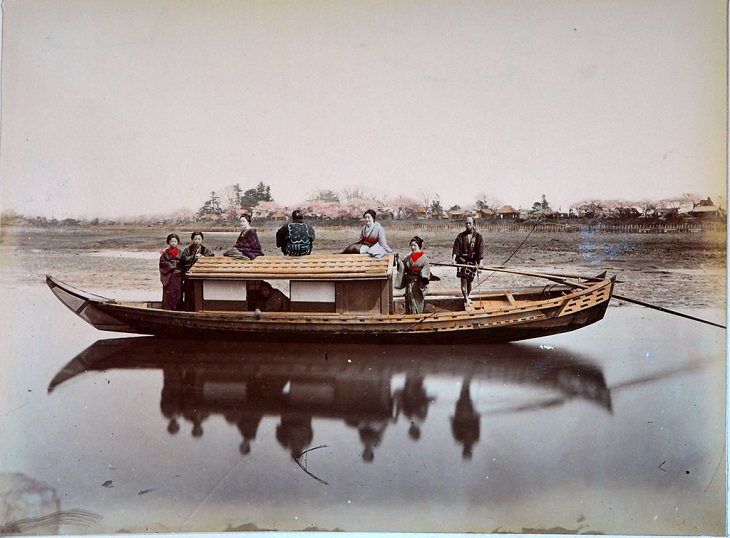 Lesser known types of boats with unusual names, Sampan