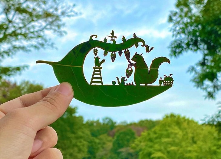Lito Leaf Art, Japanese artist carves out detailed and intricate drawings of animals on leaves, Autumn Harvest Festival