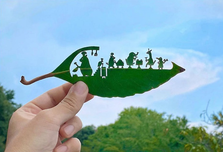 Lito Leaf Art, Japanese artist carves out detailed and intricate drawings of animals on leaves, Lunch time under the blue sky