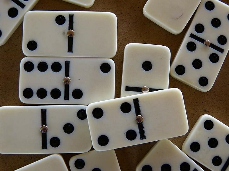 Fun Games To Play With Dominoes