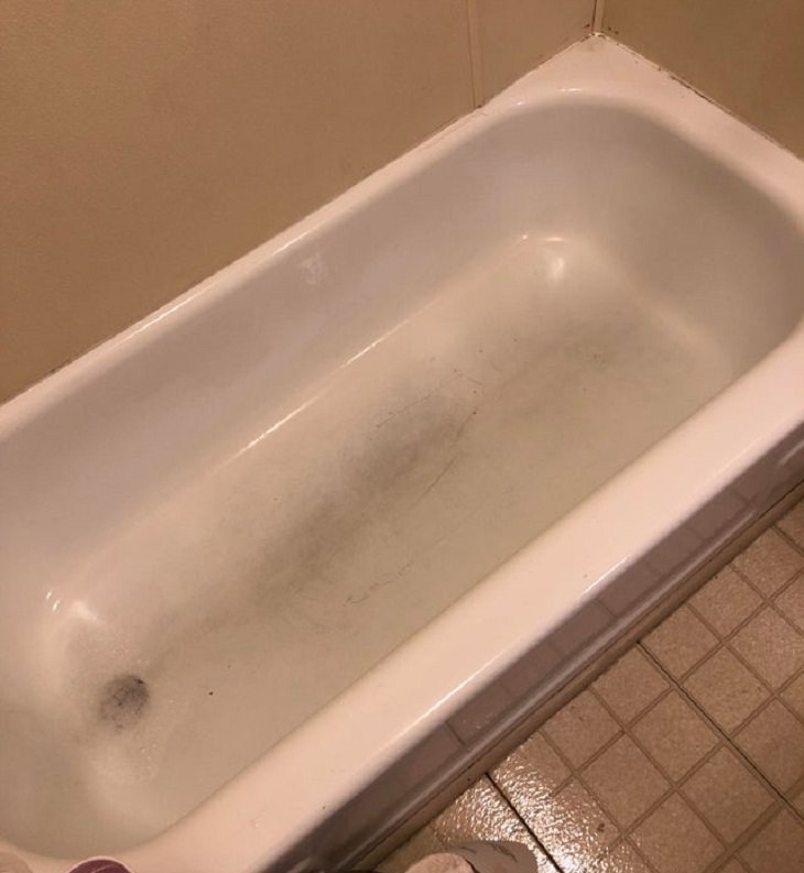 Tips to Keep a Stain-Free Bathtub, stubborn stains