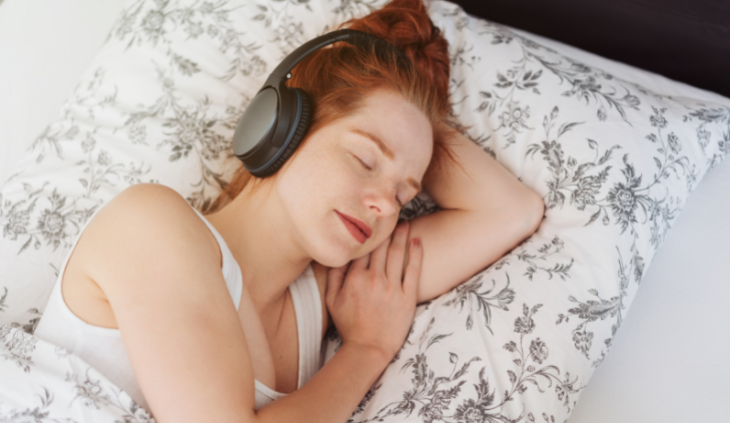 sleeping with headphones 