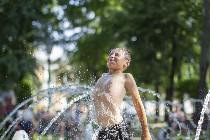 kid at the pool