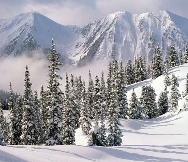 winter mountains photos