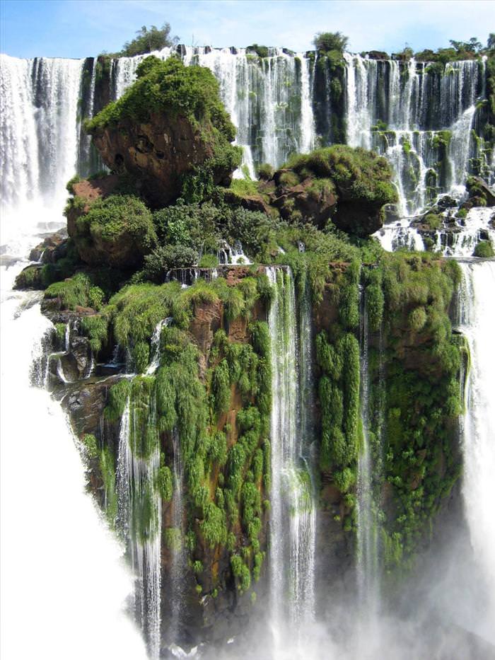 beautiful waterfall photos