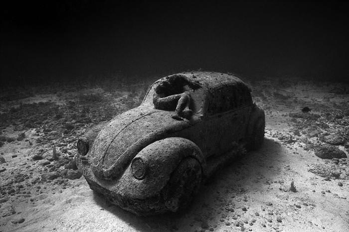underwater sculptures