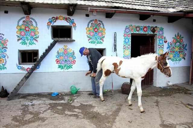 zalipie painted village