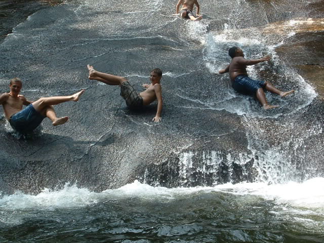 10 beautiful natural pools