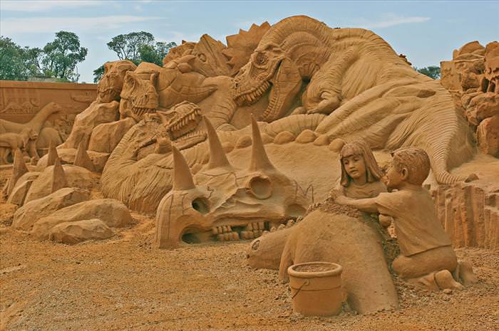 incredible sand sculptures