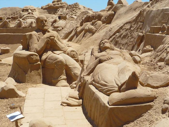 incredible sand sculptures