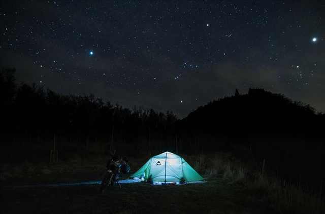 photos of camping under stars