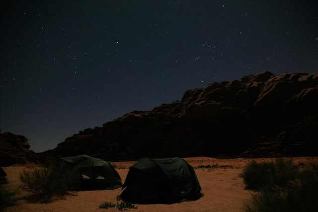 photos of camping under stars