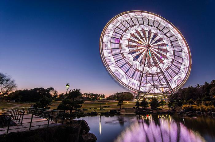 ferris wheels slow exposure