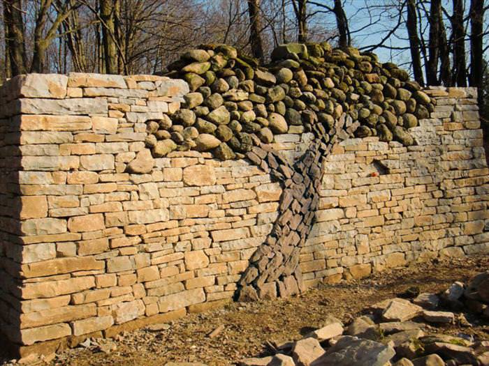 Stone Tree memorial