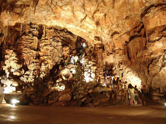 25 Amazing Caves