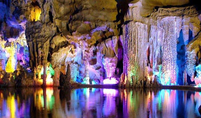 25 Amazing Caves