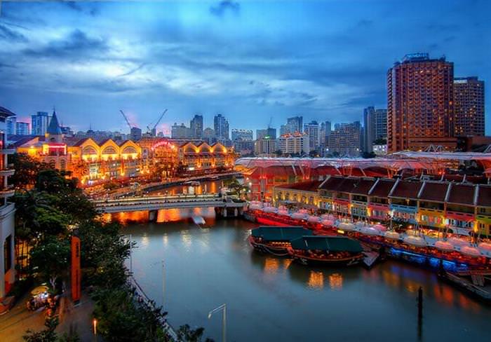 10 Amazing Places to Visit While in Singapore