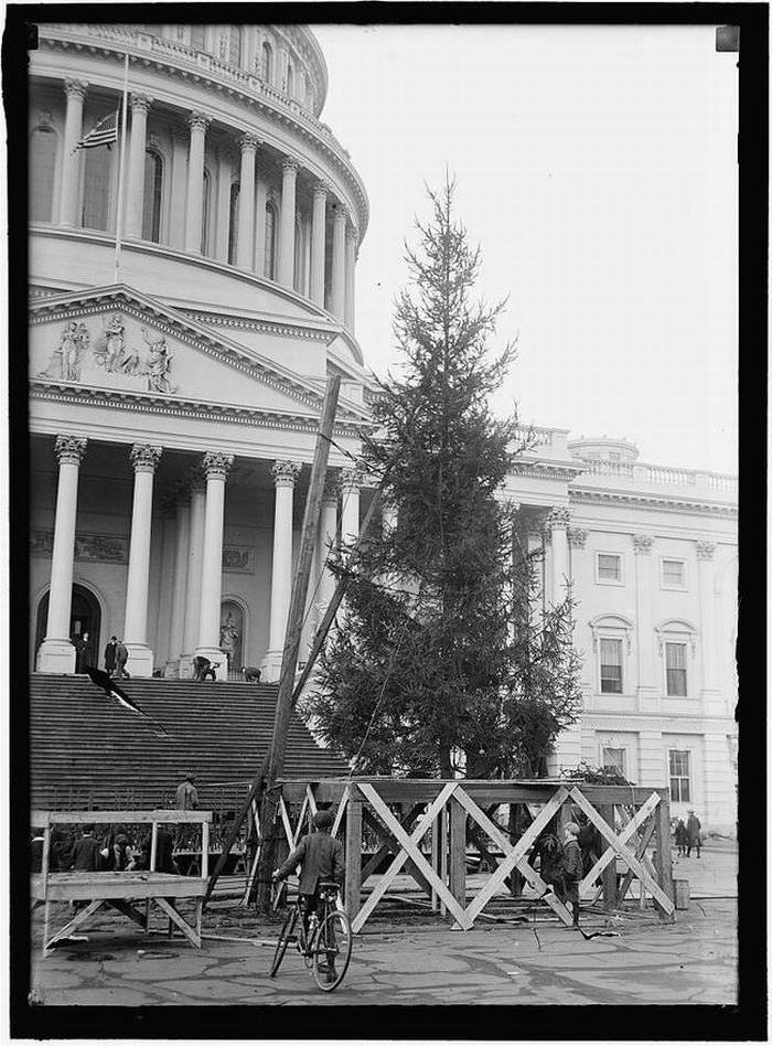 32 Vintage Christmas Photos