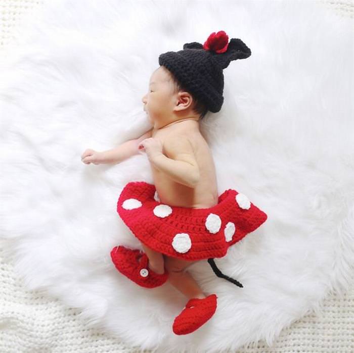 25 Adorable Photos of Baby Sleeping